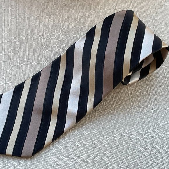 Croft and Barrow Men Tie Multi Color Striped Necktie Classic Tie 100% Silk - Picture 4 of 10